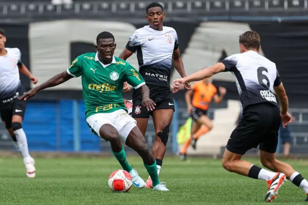 AO VIVO! Onde assistir Palmeiras x Corinthians pelo Brasileirão Sub-20, escalações e tudo sobre o clássico