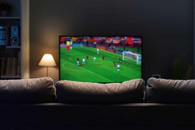 Jogos de Hoje na TV (1505) Onde Assistir Transmissão de Jogos ao Vivo Hoje (Imagem Stock-AssoShutterstock)
